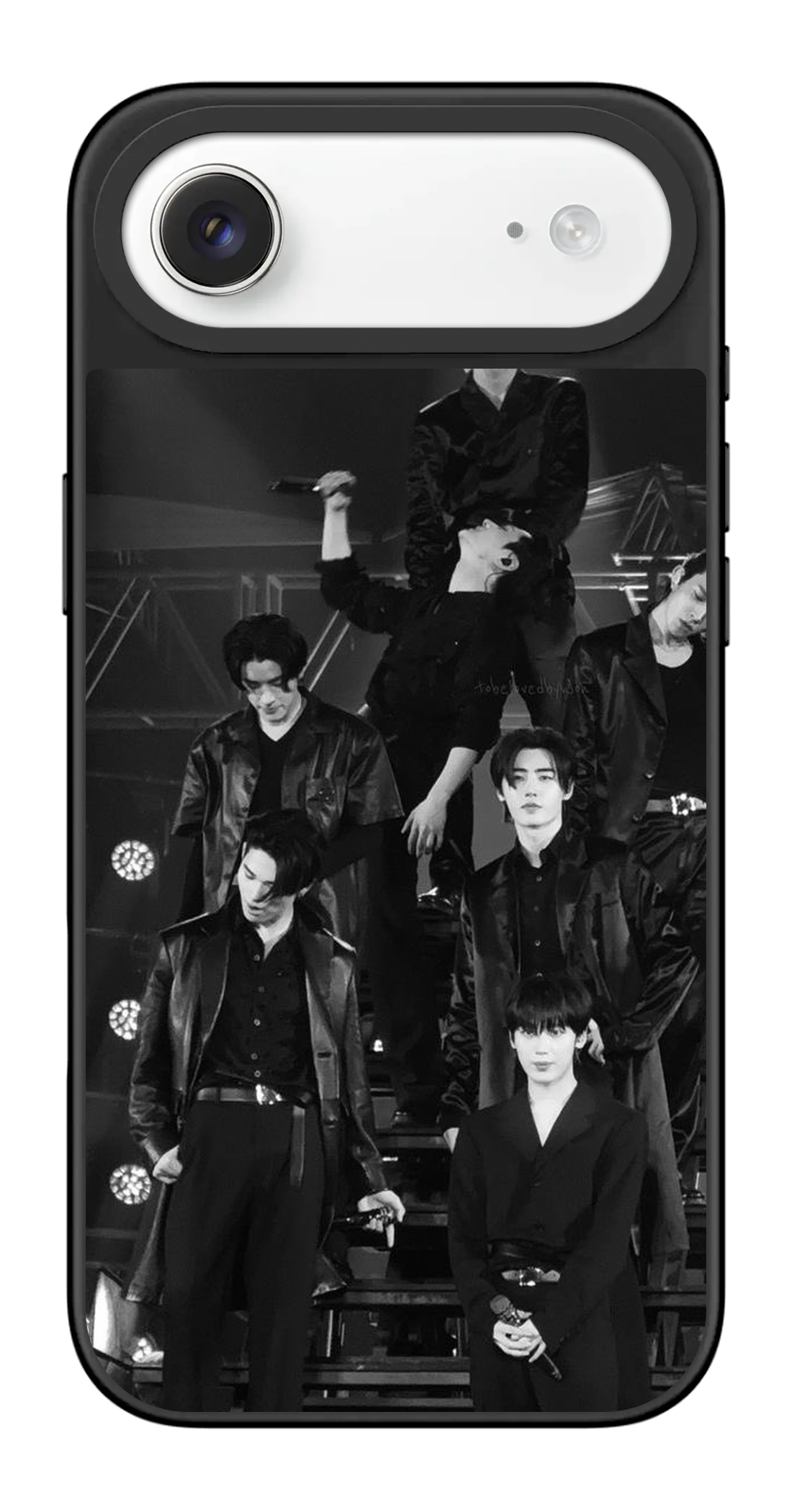 PV_VARIANT_2576__2576-air-silver-mirror.png